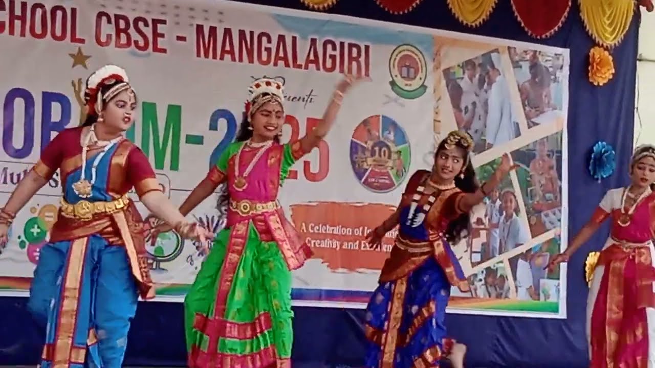 welcome dance Nirmala High School CBSE # Vangaras sisters#