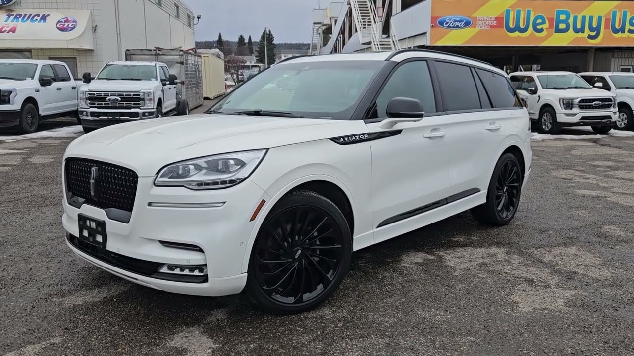 Stock# B8263 | 2022 Lincoln Aviator