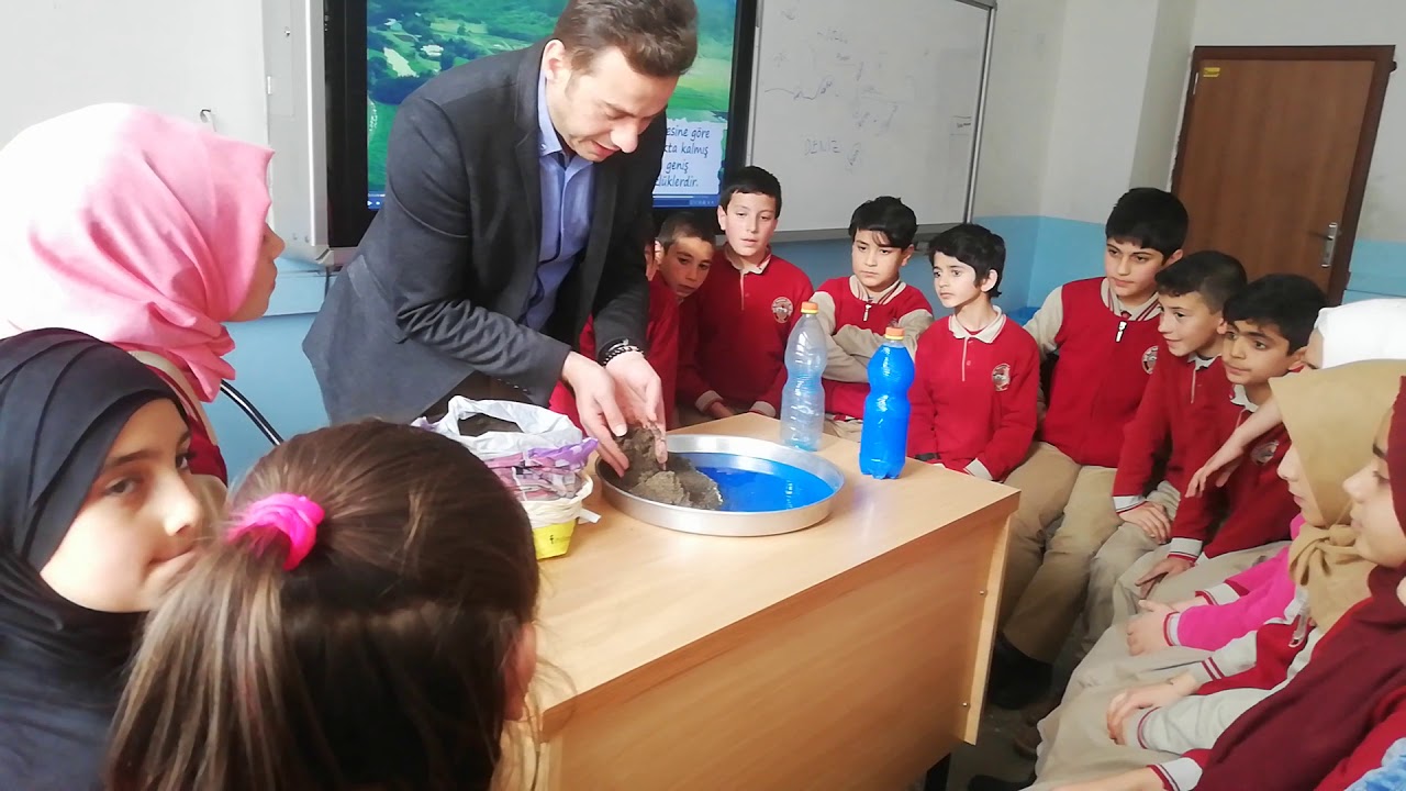 Yeryüzü şekillerini yaparak öğreniyorum..