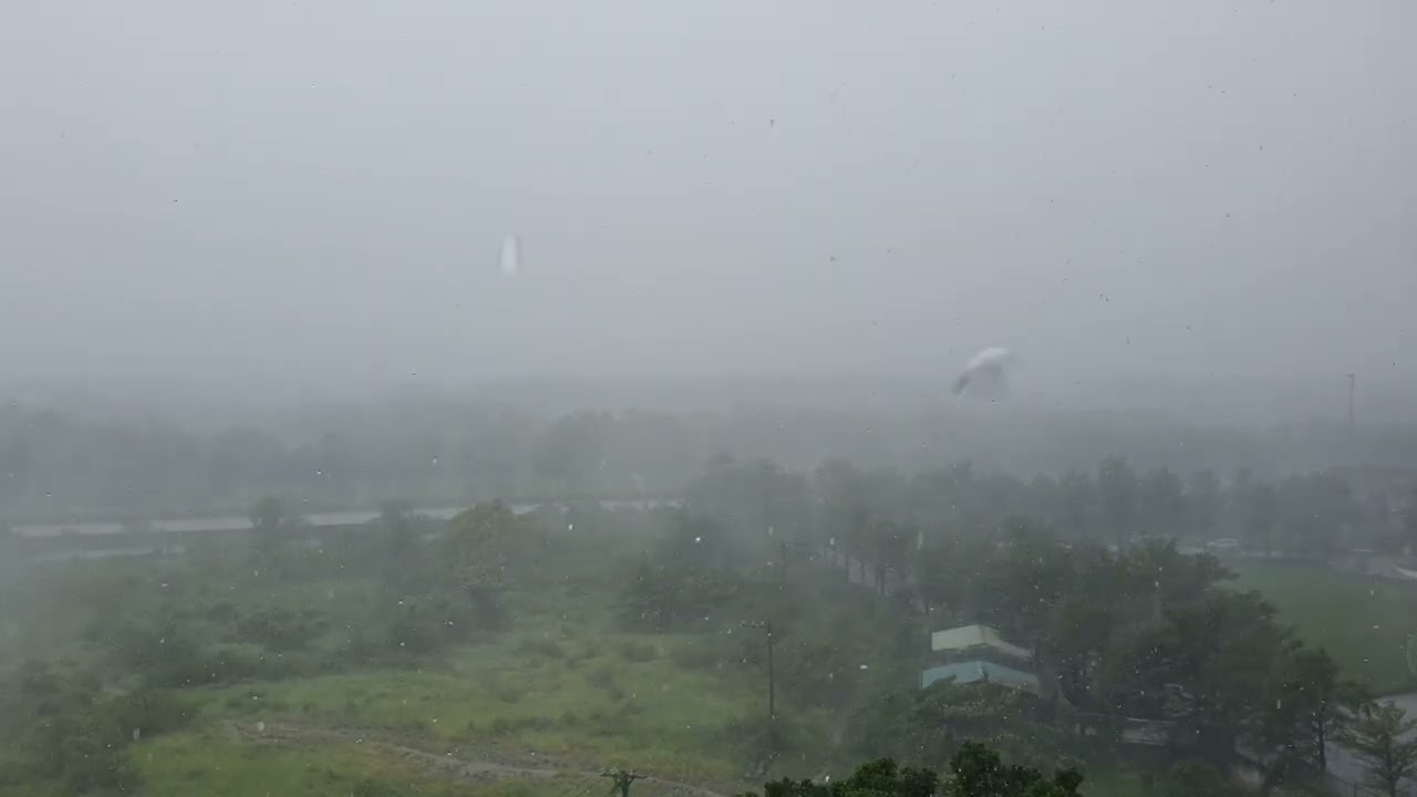 Mưa Sài Gòn_Saigon rain