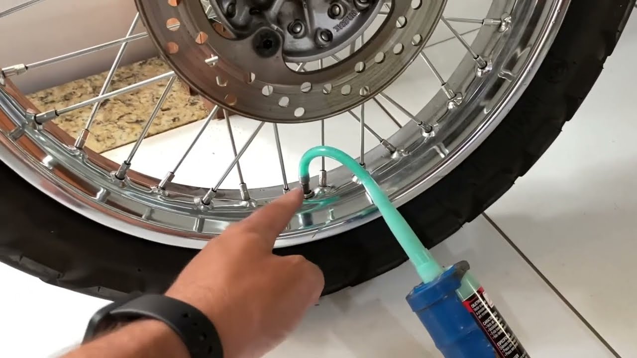 Câmara de ar com vacina funciona? Coloquei vacina na roda da Crosser