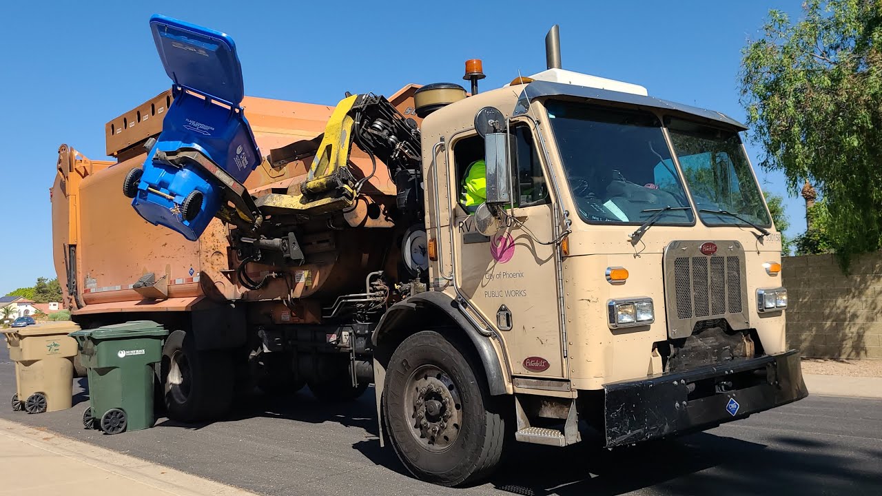 City of Phoenix: Jumbo Peterbilt CNG Scorpion