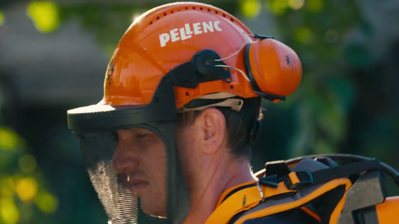 PELLENC EXCELION ESSENTIAL Freischneider Zweihandgriff inkl. Fadenkopf Englisch