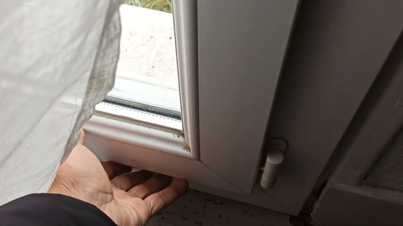 Astuce Efficace Contre le Vent Qui S'infiltre par les Joints de Fenêtres Double Vitrage !