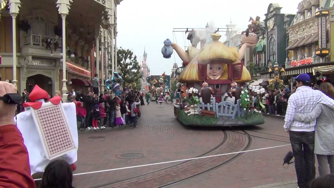 Disneyland Paris 2012 -  Magic on Parade!  - HD