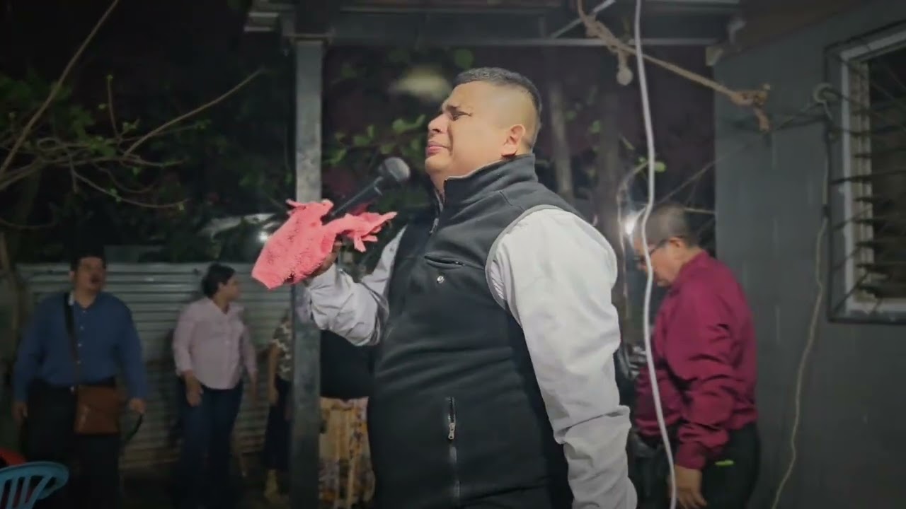 Coros de adoración pastor medardo melara 
