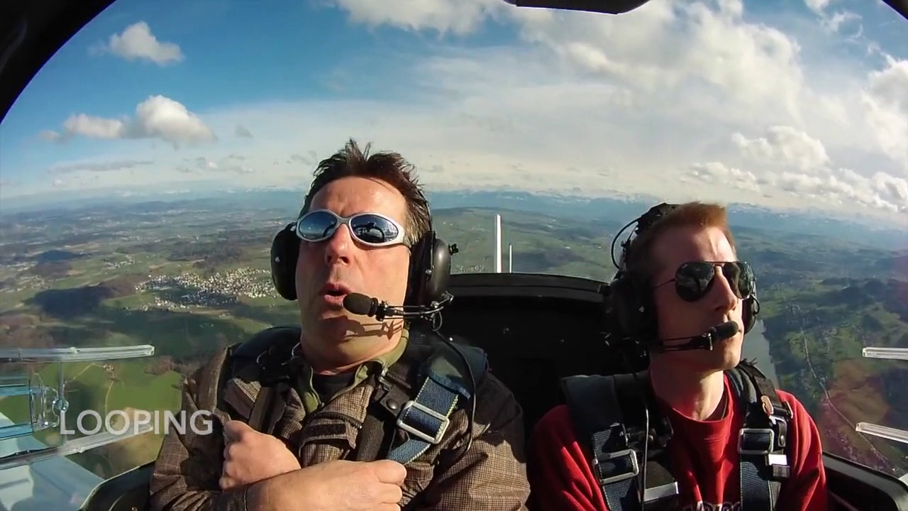 25 minutes Acrobatic flight from Birrfeld LSZF over the Hallwilersee (Switzerland)