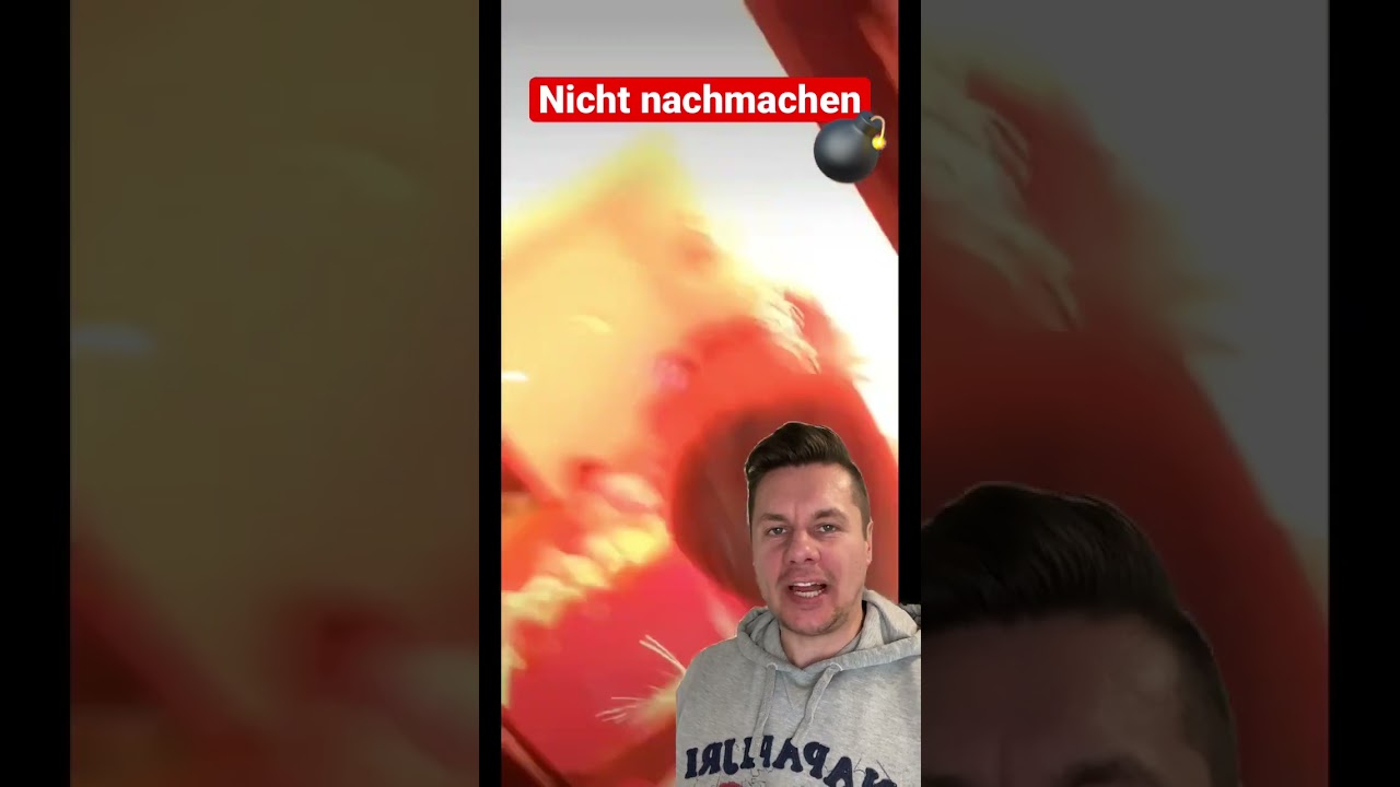 Raketen FAIL 💣💥#explosion #feuerwehr #silvester #feuerwerk #rakete #2023 #rettungsdienst #112