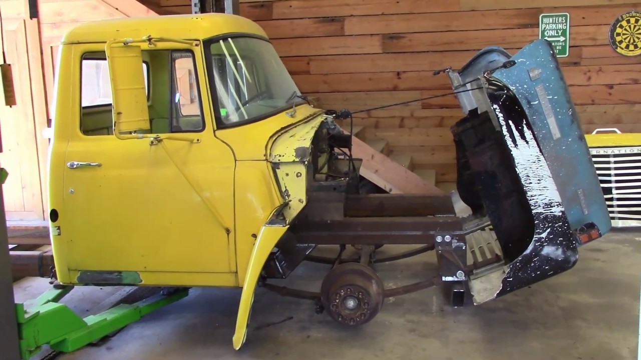 73 International Loadstar Street Rod