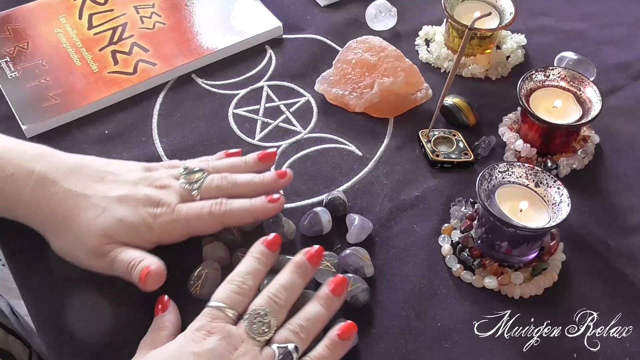 ASMR - Mes Runes en améthystes (whispering, tingles...)