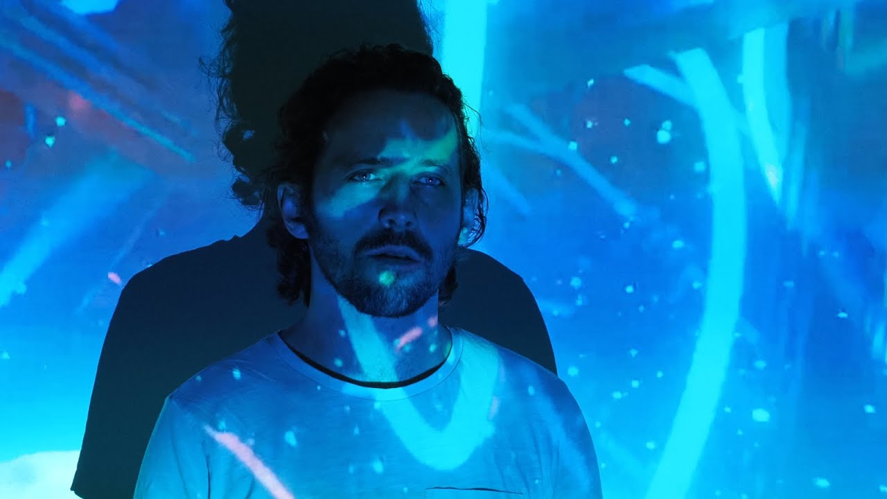 Raphael Steiner - December Child (Official Video)
