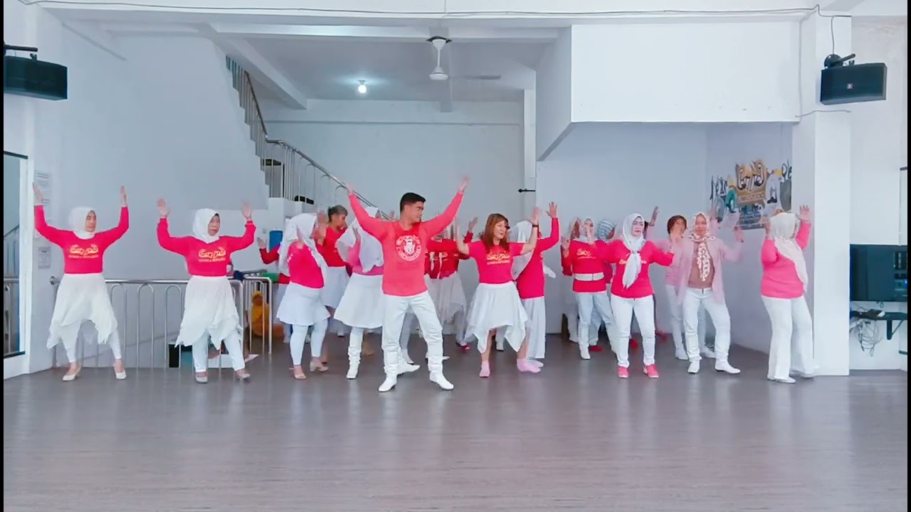 Ramadhan Tiba ( Dance For Fun ) / Choreo : Muhammad Yani / Demo : 7 Gym & Studio Palembang