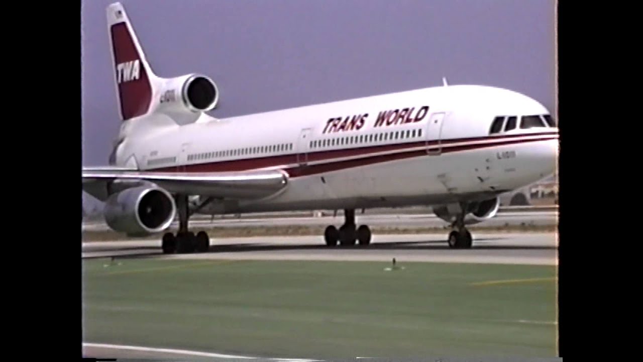 TWA 747-100, L-1011 & TW Express Beech 1900C-1 In Action
