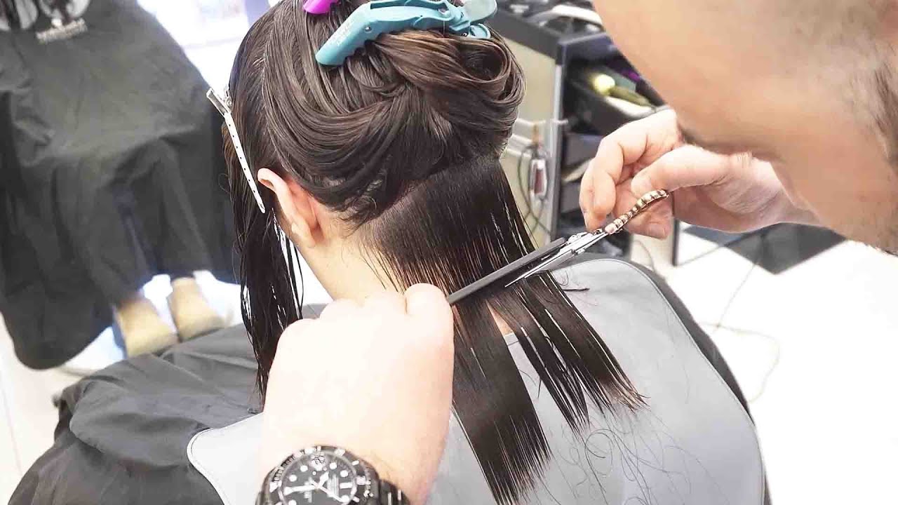 SUPER HAIRCUT - Chic Short Bob Haircut to Inspire Your 2025’s Makeover