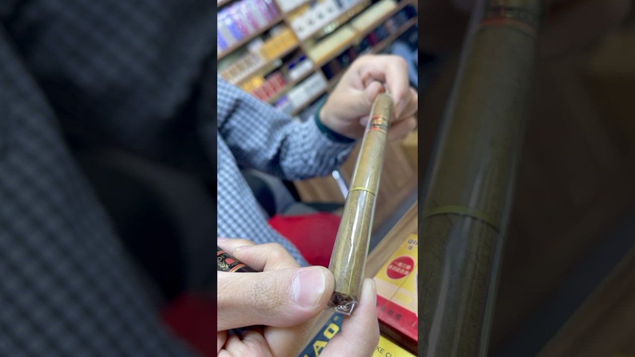 Villiger black tube #cigars