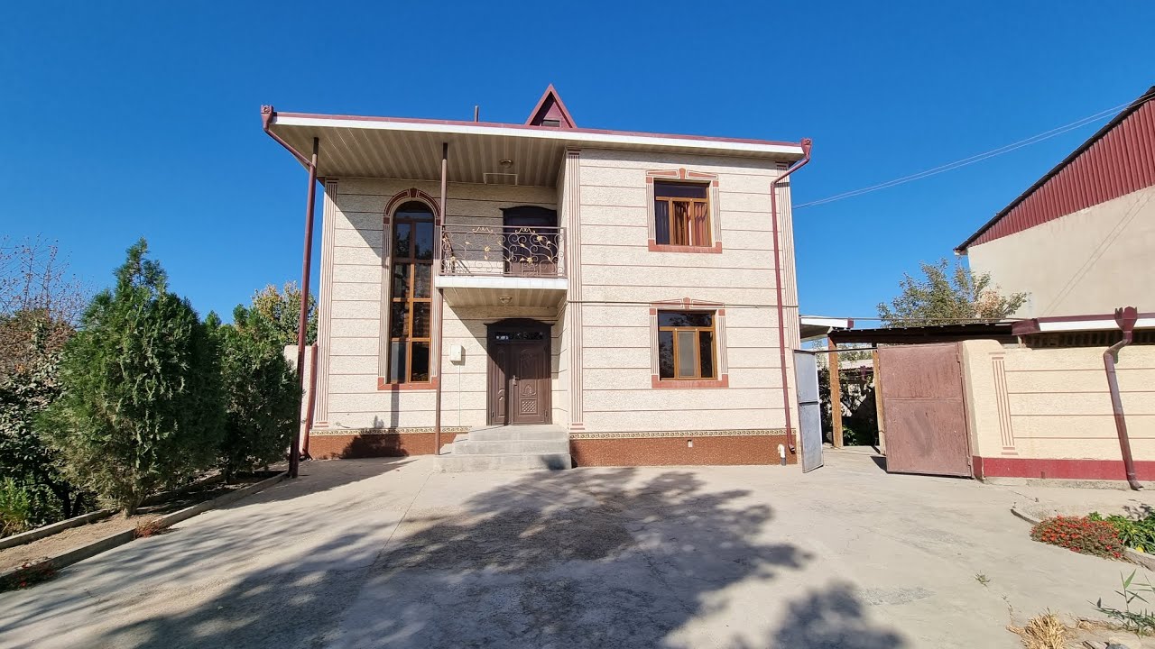 2-каватли Ховли жой 370м² сотилади.☎️(88) 459 49 94