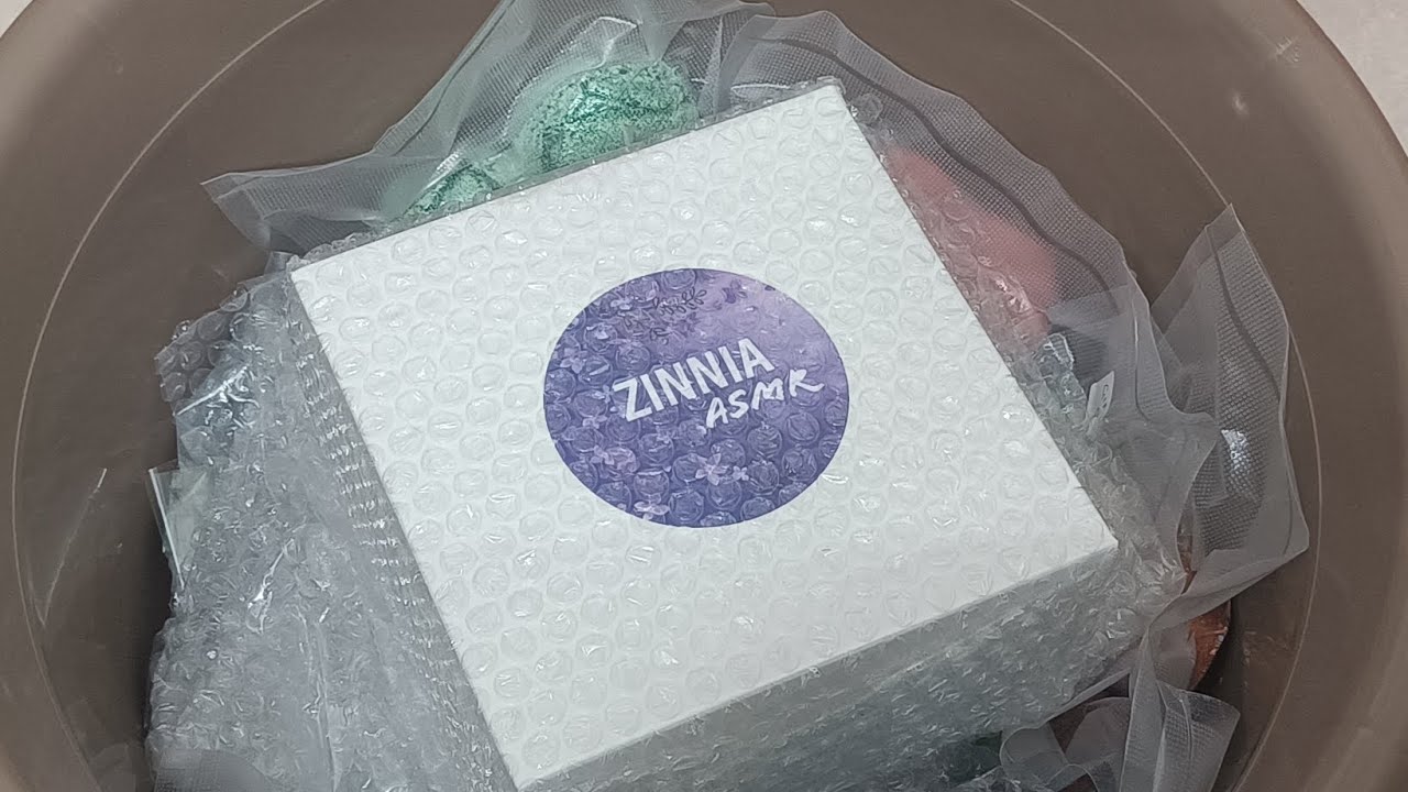 Mystery box Chalk Crush from lovely @ZINNIAASMR | I was in amaze just looking at them | ASMR | Chalk