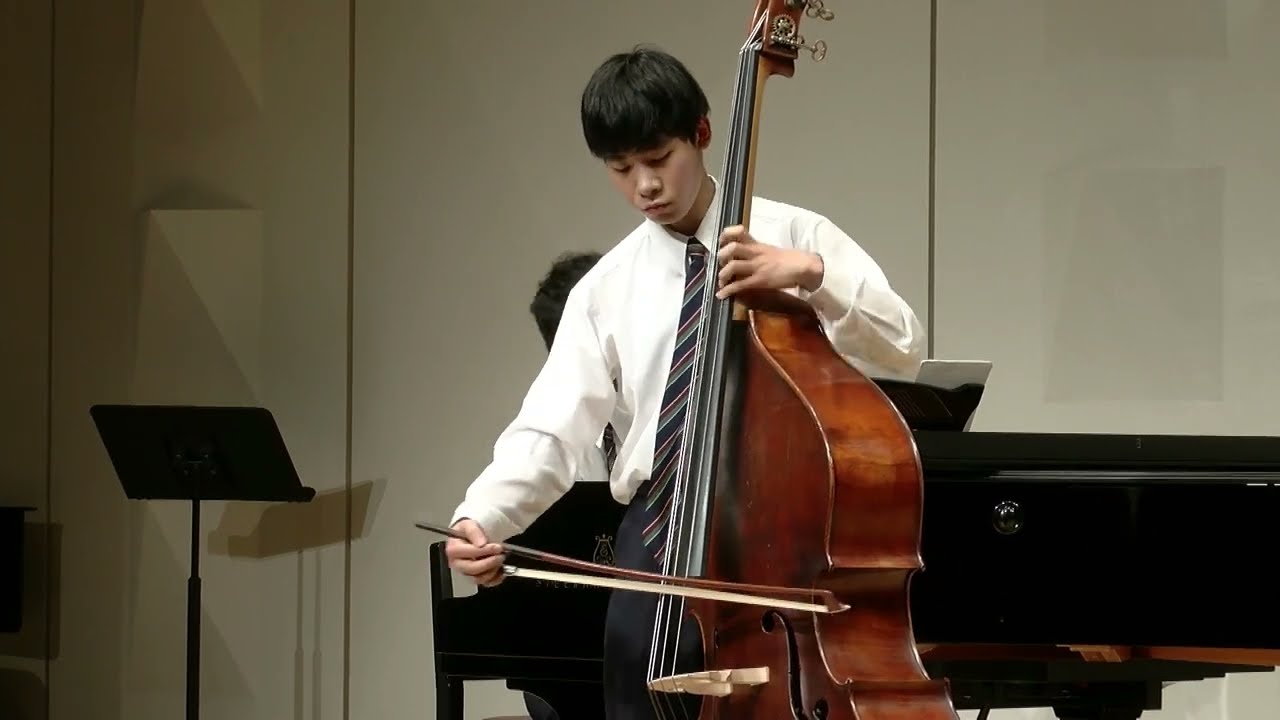 第３回／高校生の部／金賞　ボッテジーニ／コントラバス協奏曲第2番 第1楽章ソナタ 第1、2楽章