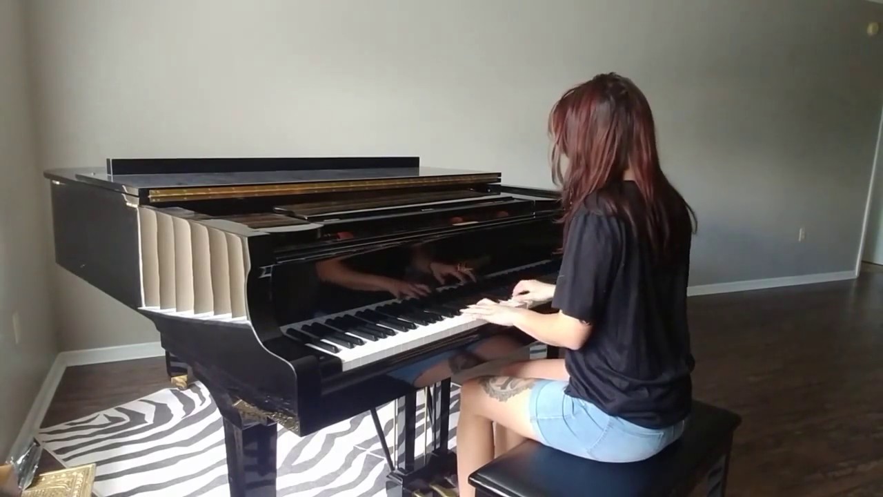 Machine Gun Kelly - Bloody Valentine (Piano Cover)