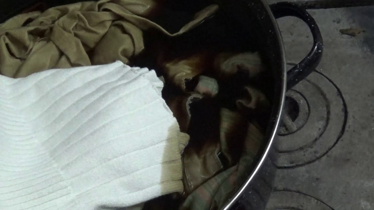 Vopsirea naturala a hainelor/Natural dyes for fabrics and fibers (1)
