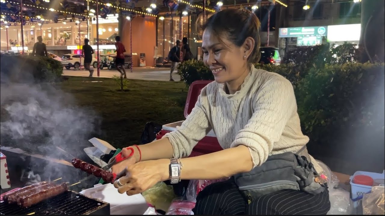Night Street Foods in Phnom Penh City, Cambodia