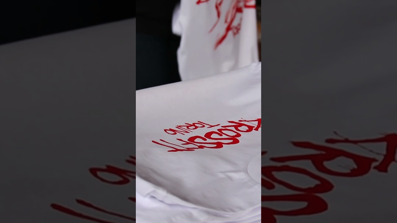 Stampa su Magliette con DTF: Ogni Dettaglio Conta! 👕🔍