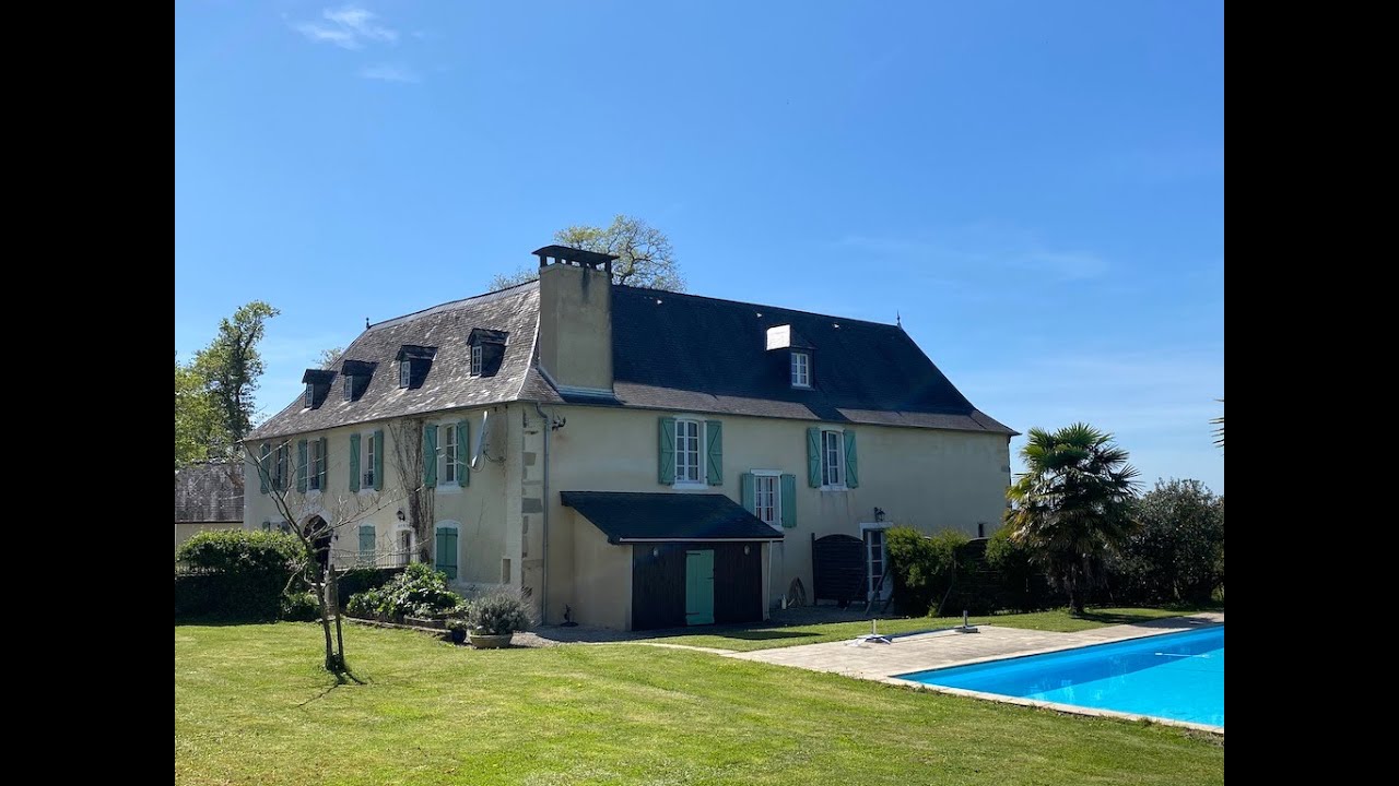 Magnificent 17C Ensemble with Family Home and Guest Cottage | French Character Homes