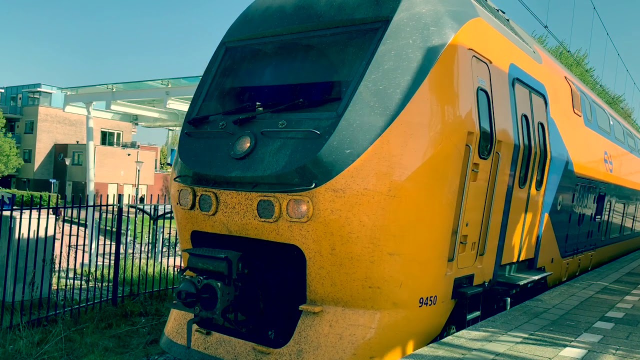 Treinen op station Schagen