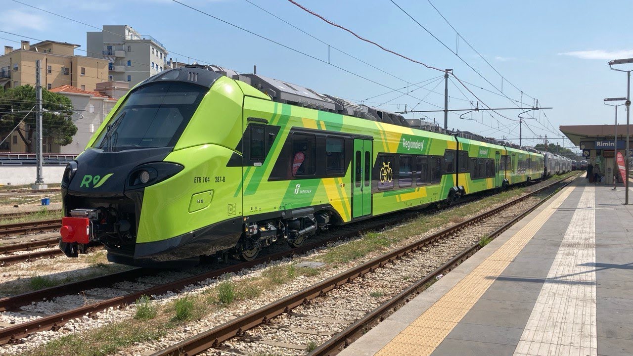 PONIOTRAIN AND KEV-ETR621 AT RIMINI STATION.