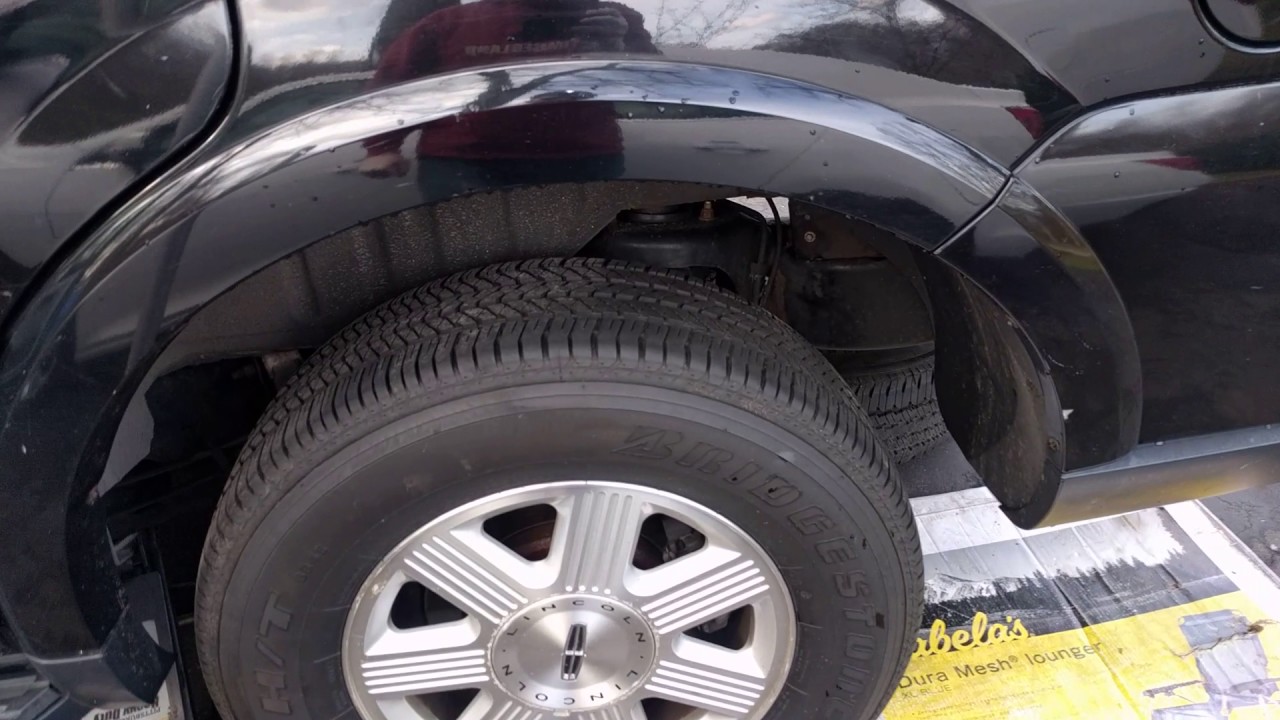 2006 Lincoln Navigator - Replacing The Fuel Pump Driver Module