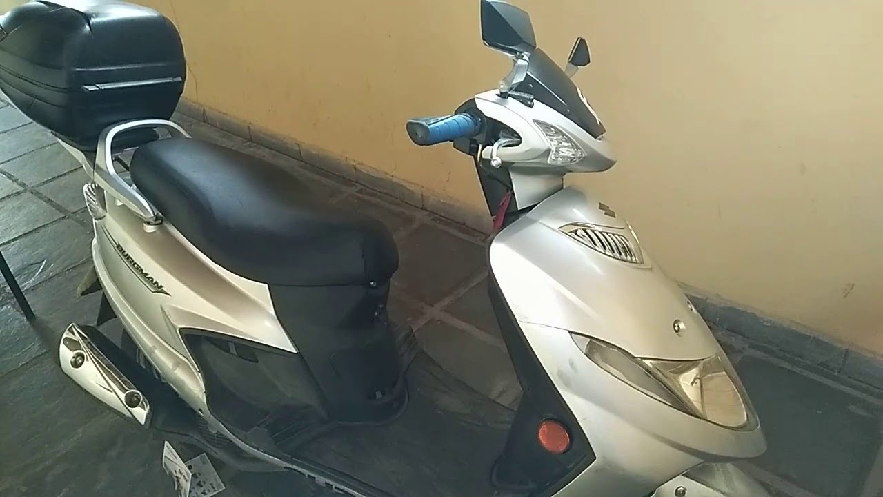 Vale a pena comprar uma Suzuki Burgman AN, 125cc ano 2009, Carburada.