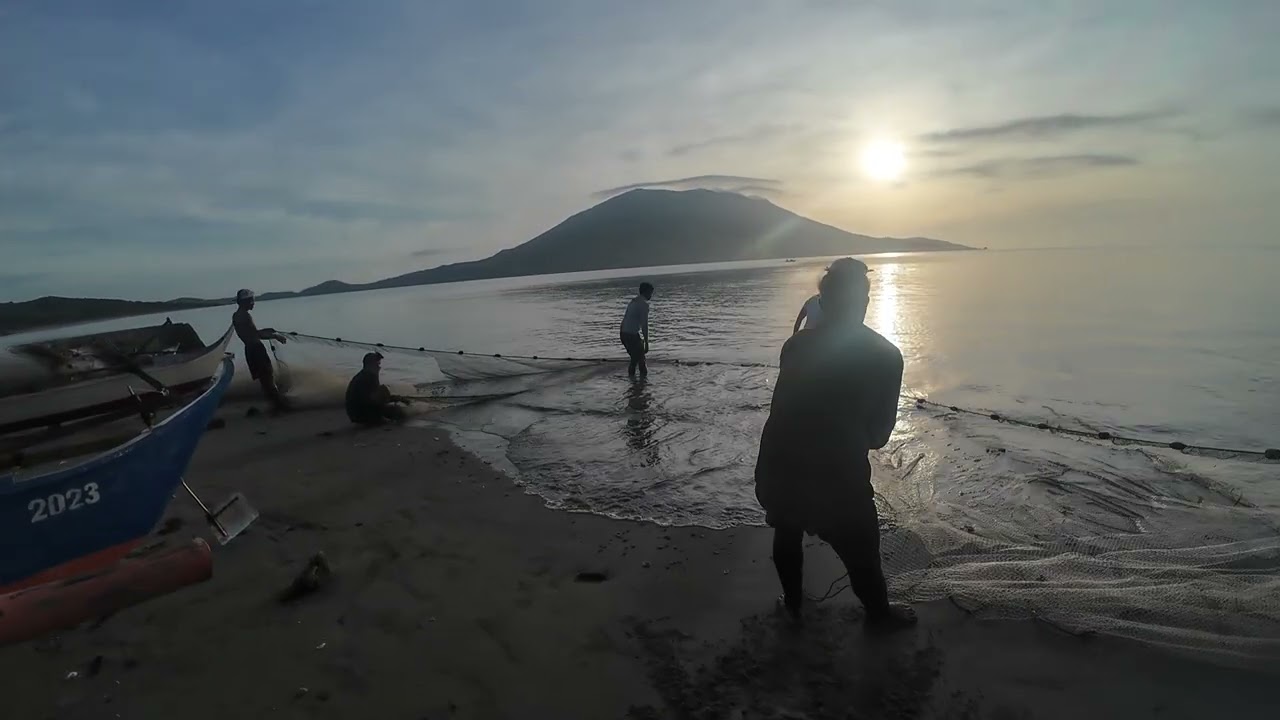 Kaninang umaga isa na namang pakikipag sa palaran para makahuli ng napakadaming isda