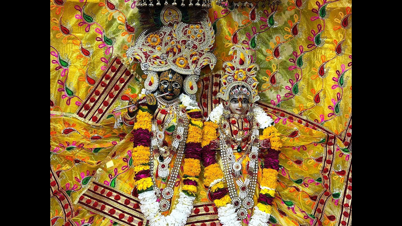 आप देख रहे हैं श्री कुंज बिहारी जू भगवान् शयन आरती दर्शन