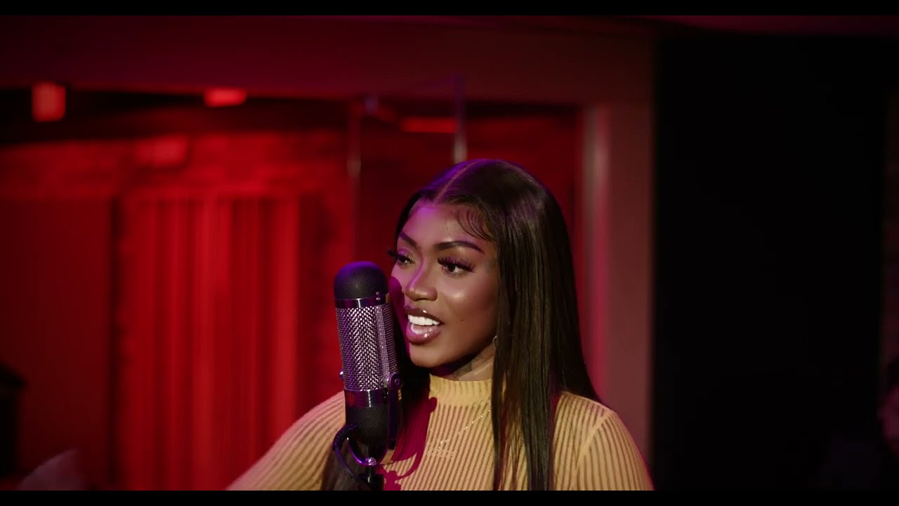 Jada Kingdom - Dickmatized Acoustic (Official Video)