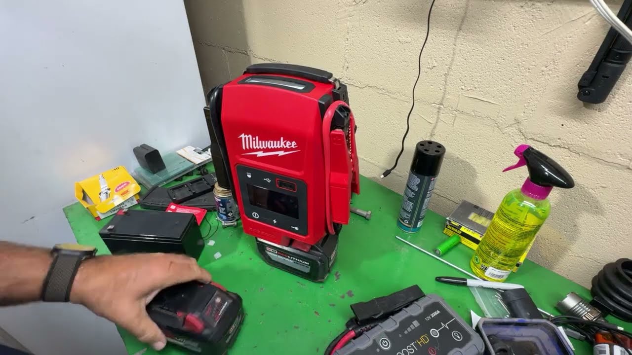 Milwaukee M18 Hotshot