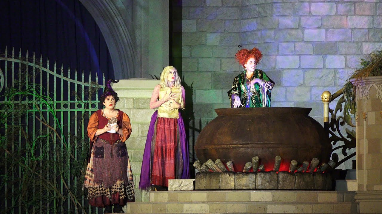 Hocus Pocus Villain Spelltacular Full Show | Mickey's Not-So-Scary Halloween Party 2015