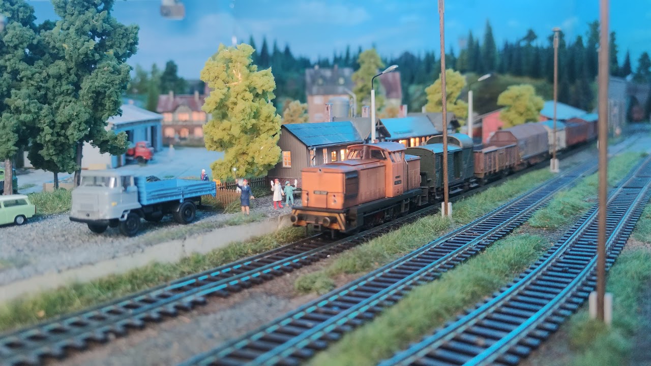 Piko V60/BR 106 mit Henning Sound
