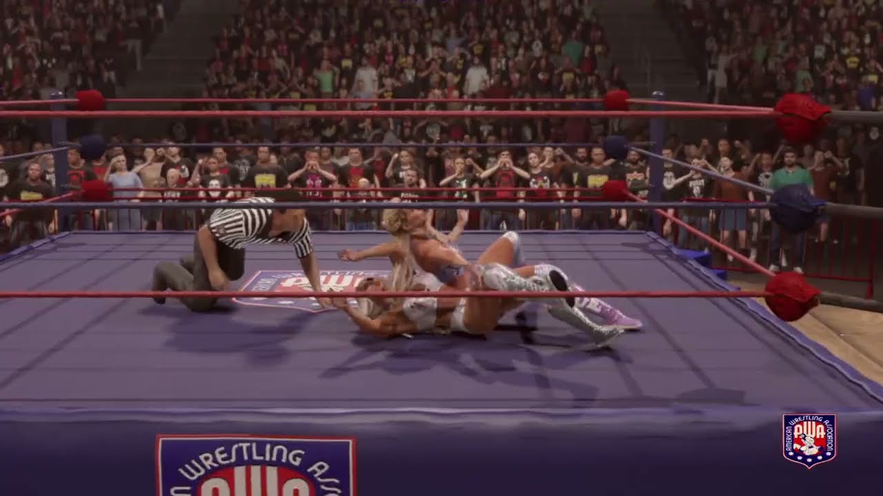 Tiffany Stratyon vs. Charlotte Flair '19