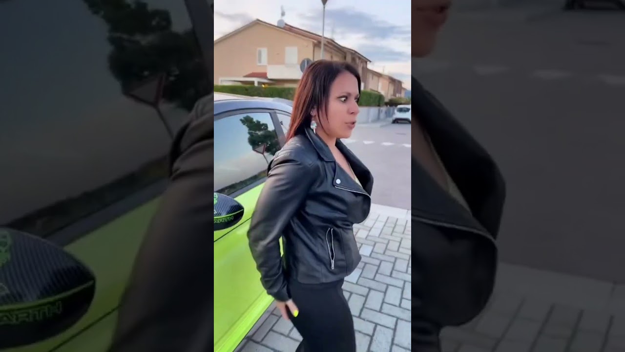 SIGNORINA MI SCUSI HA QUALCOSA SUL SEDERE 😃😁 #comedy #funny #funnyvideos #videodivertenti
