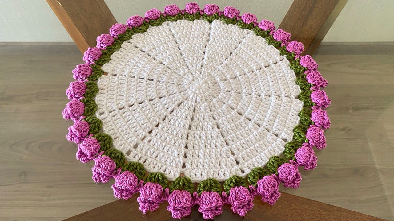 La famosa Manta de ramo | Individual de Mesa tejido a crochet (TULIPANES) paso a paso muy fácil❤