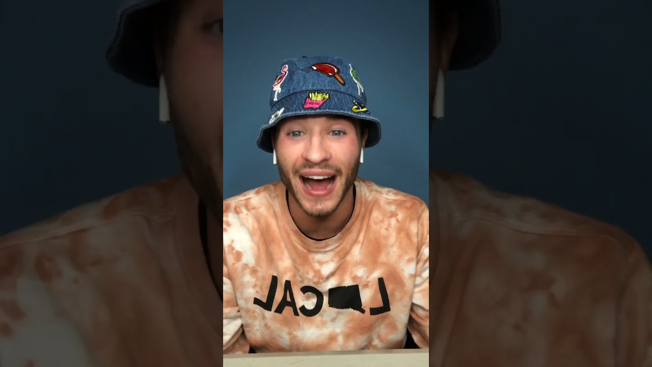 #BB23 Christian chats with fans 😊