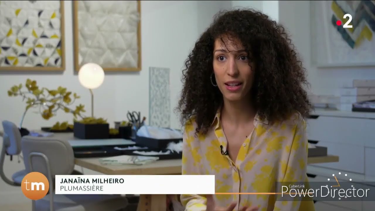 Jana&iuml;na Milheiro textile designer and feather craftwoman in Paris
