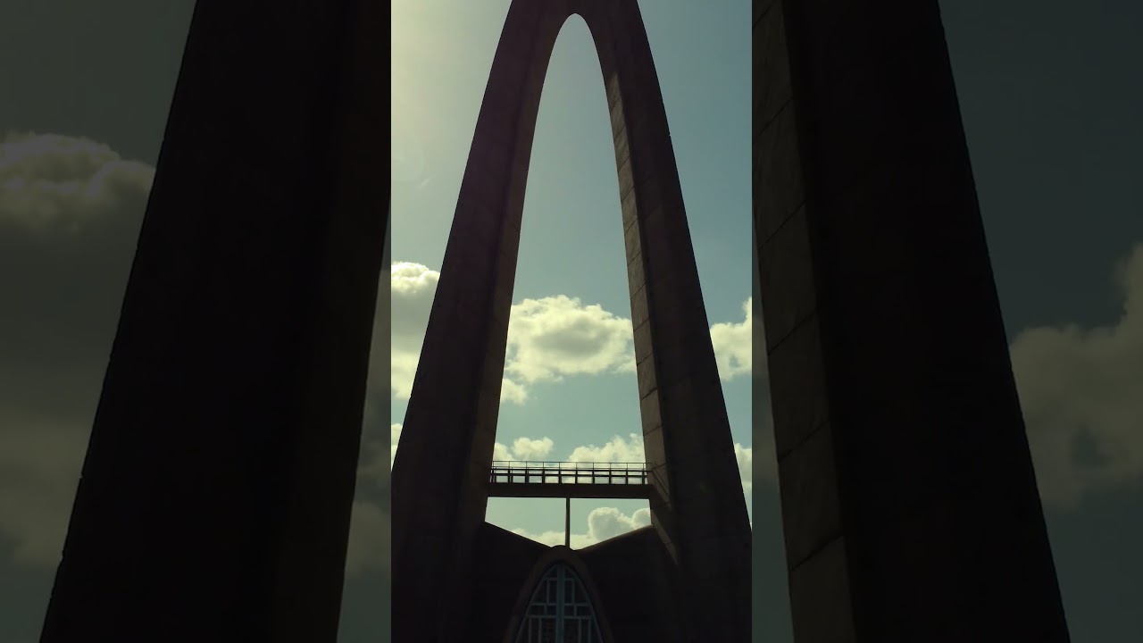 𝑽𝒊𝒔𝒊𝒕𝒊𝒏𝒈 𝑯𝒊𝒈𝒖𝒆𝒚 𝒄𝒊𝒕𝒚!