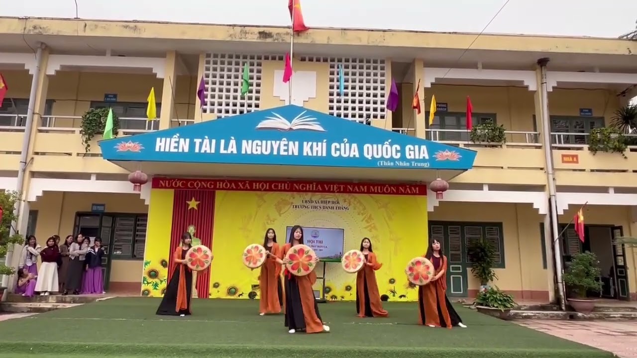 THI HÁT DÂN CA 8G