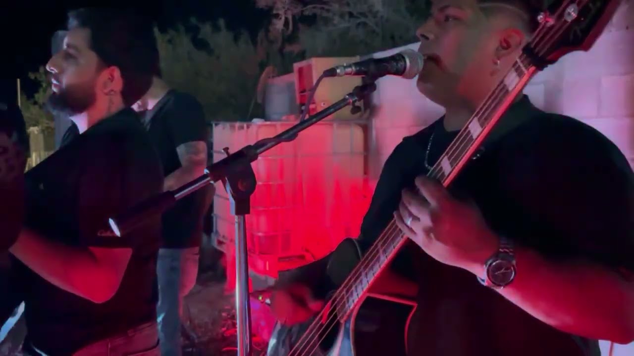 Algo Bien - Laurita garza (cover en vivo)