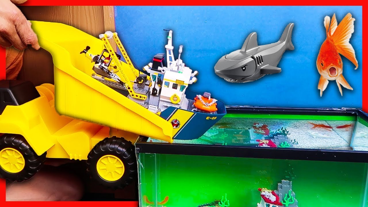 Axel Show Lego City Ships and Dump Trucks