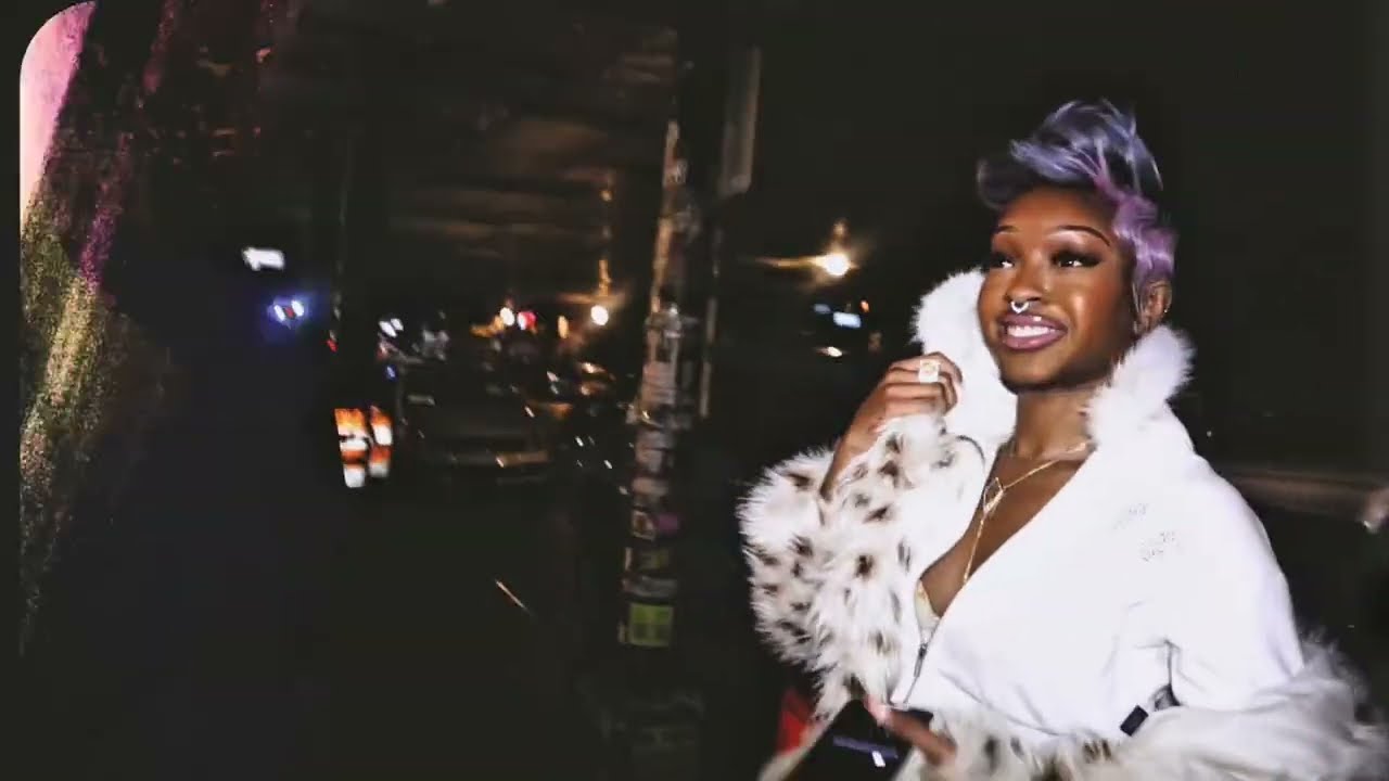 Bag on my lap (Official Music Video)(Prod. By Purls) 
