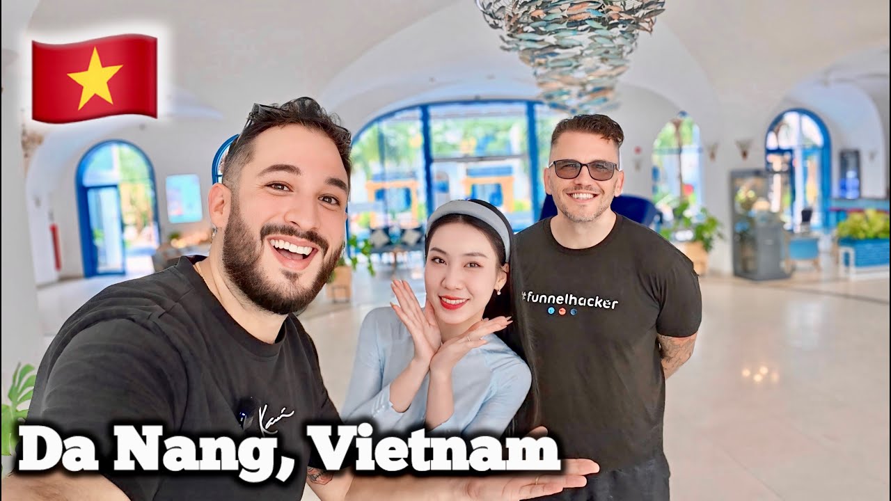 3 Overlooked Hotels in Da Nang, Vietnam & Markus Fell in LOVE!