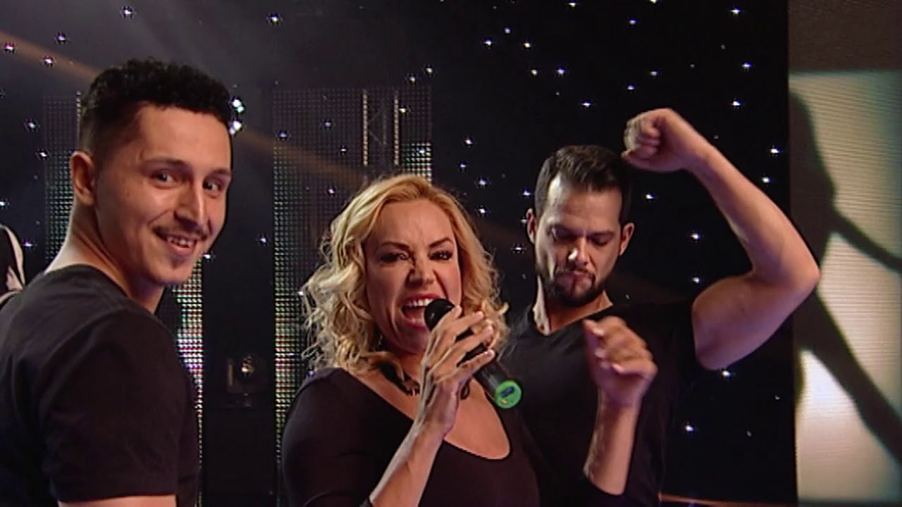 SzerencseSzombat - Sári Évi   Moves like Jagger - Maroon 5 feat Christina Aguilera