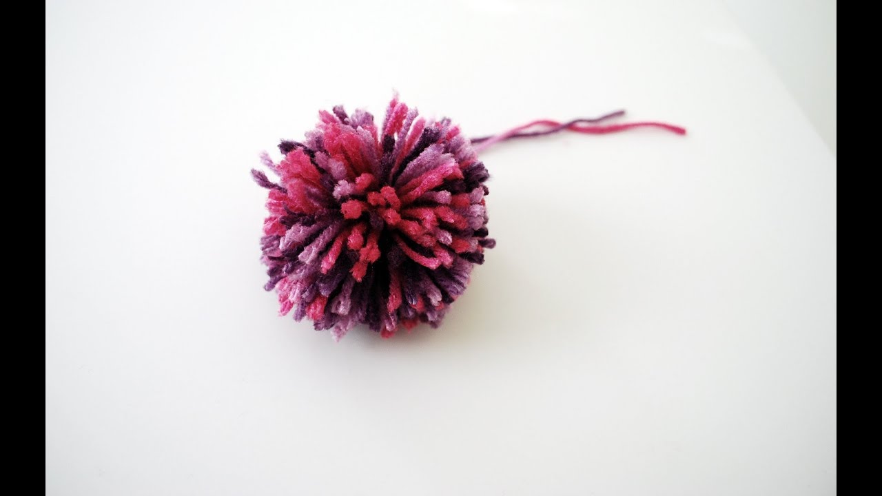How to Make a Pom Pom Using Only Your Hands